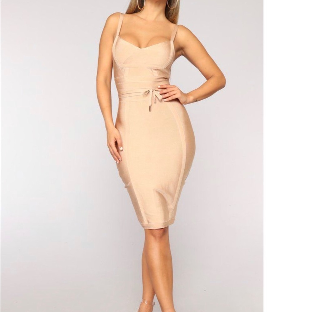🔥 Tan Bodycon XS Dress